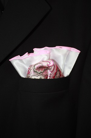 Round-Hanky-Wht-Pink-14286