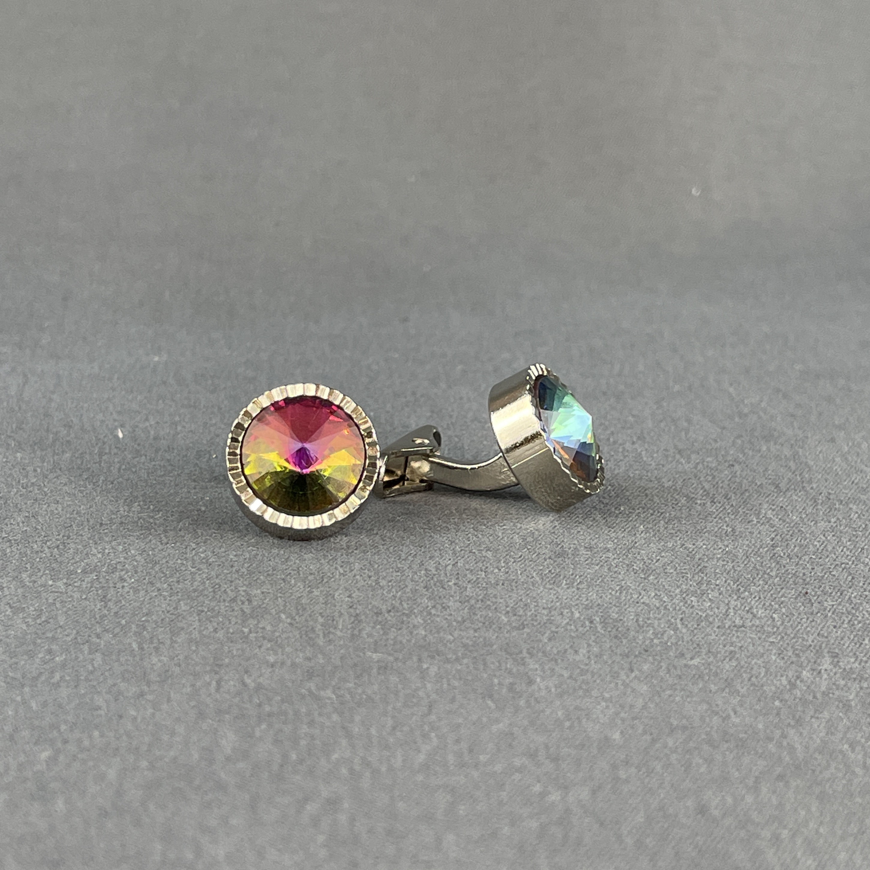 Cufflink-Clin10S14