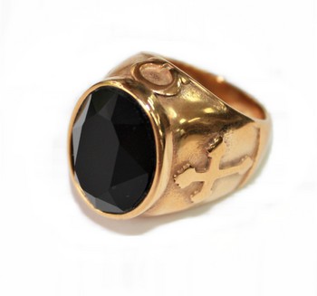 Clergyring-4-Gold-Blk-Stone