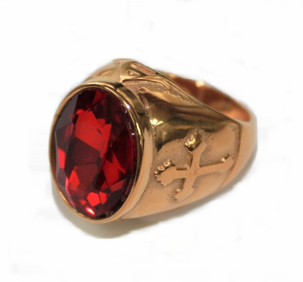 Clergyring-6-Gold-Red-Stone