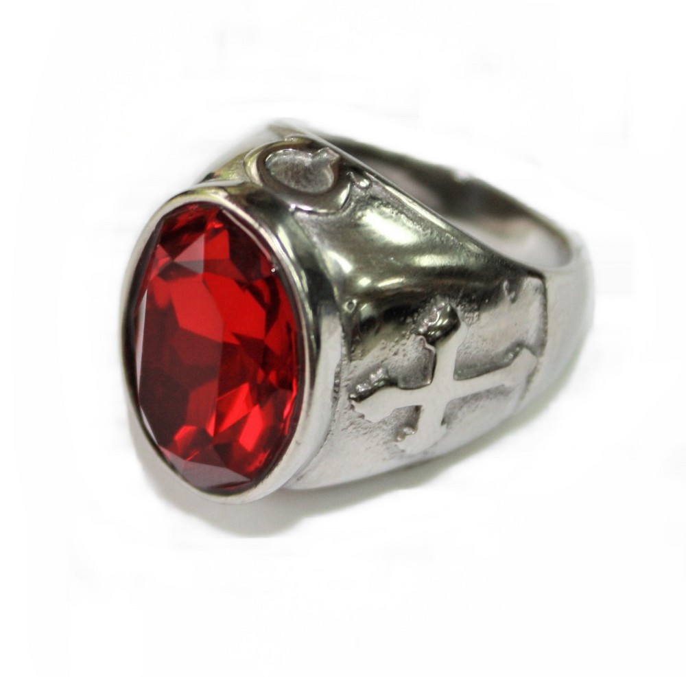 Clergyring-7-Silver-Red-Stone