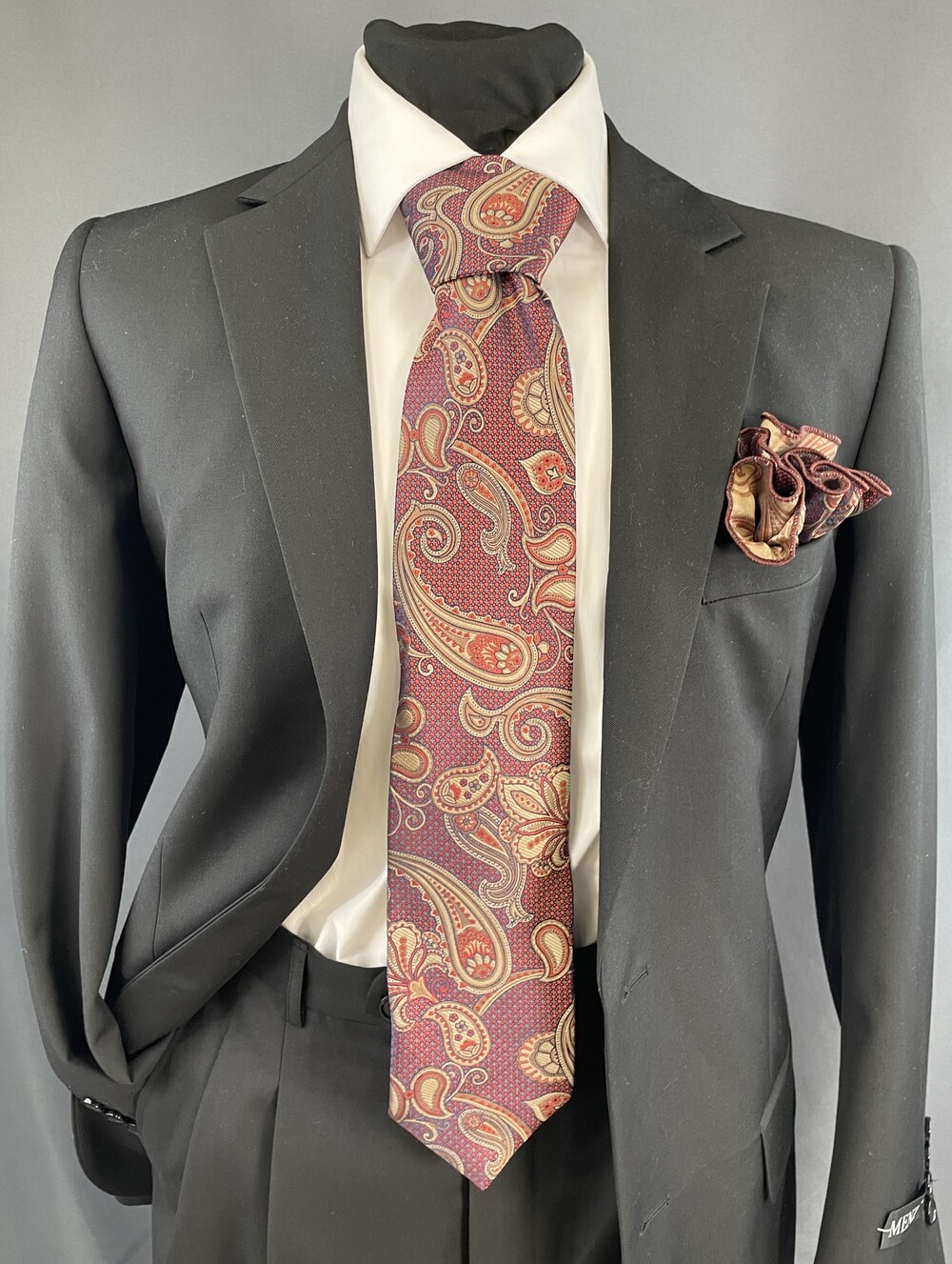 Tie-Fat-Knot-240806